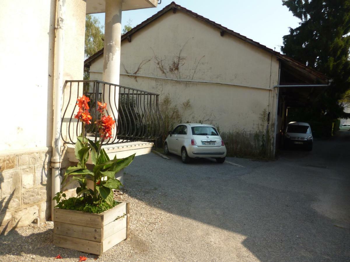 4 Clarence App Avec Parking Hyper Centre Thonon Apartment Екстериор снимка